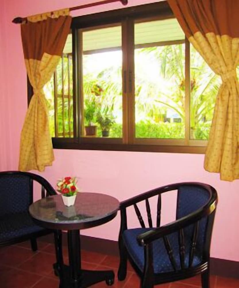 Warakorn Baansuan - Amphawa 30/50