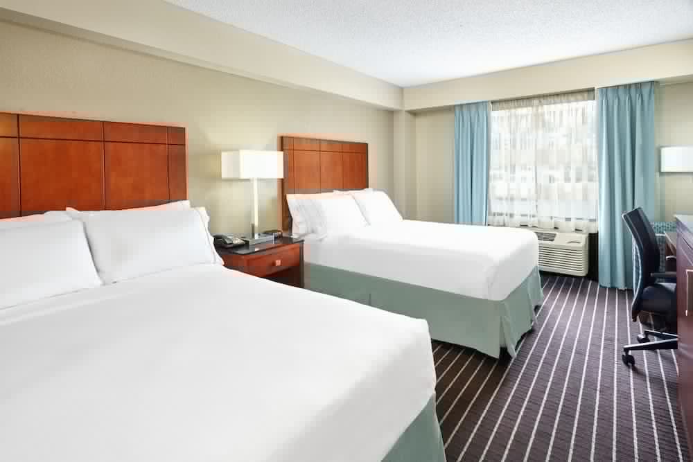 Holiday Inn Express Hampton Coliseum Central 14/80