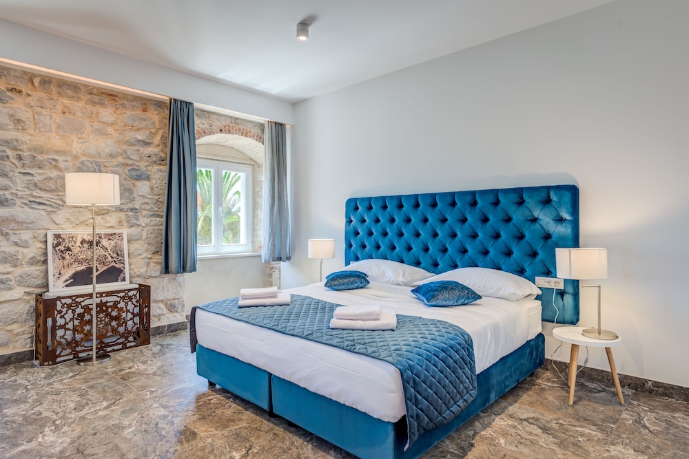 Palms Promenade Luxury Rooms 6/37