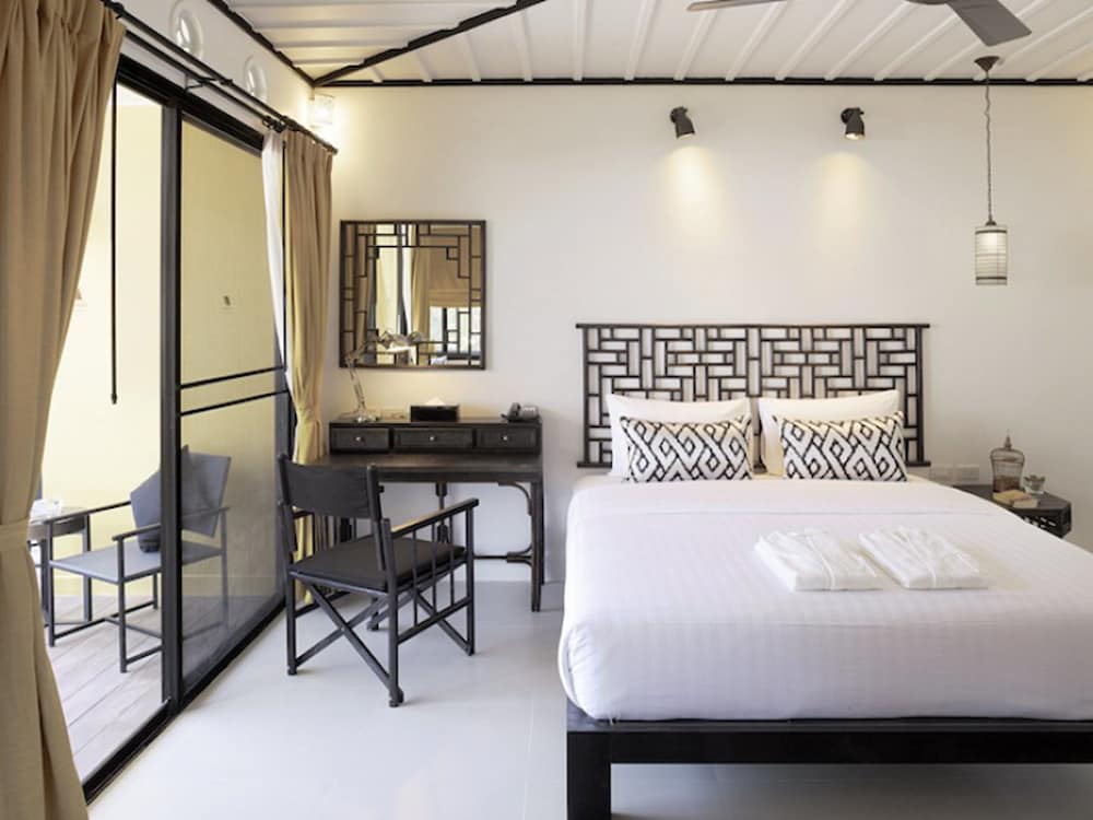 Moracea By Khao Lak Resort 5/50