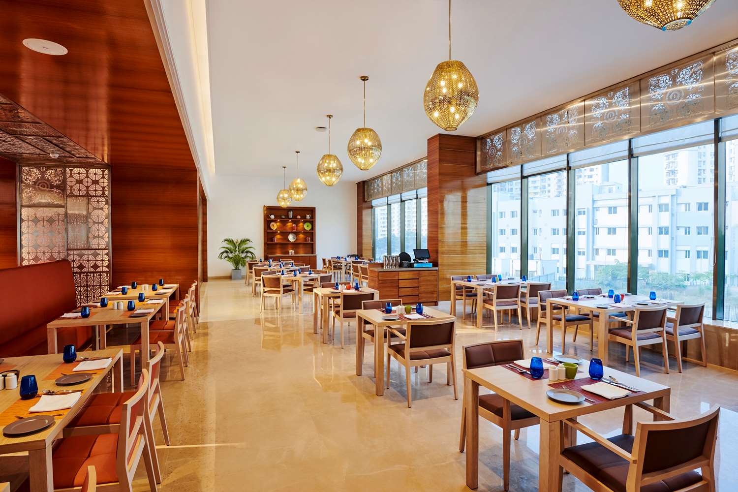 restaurant cafeteria