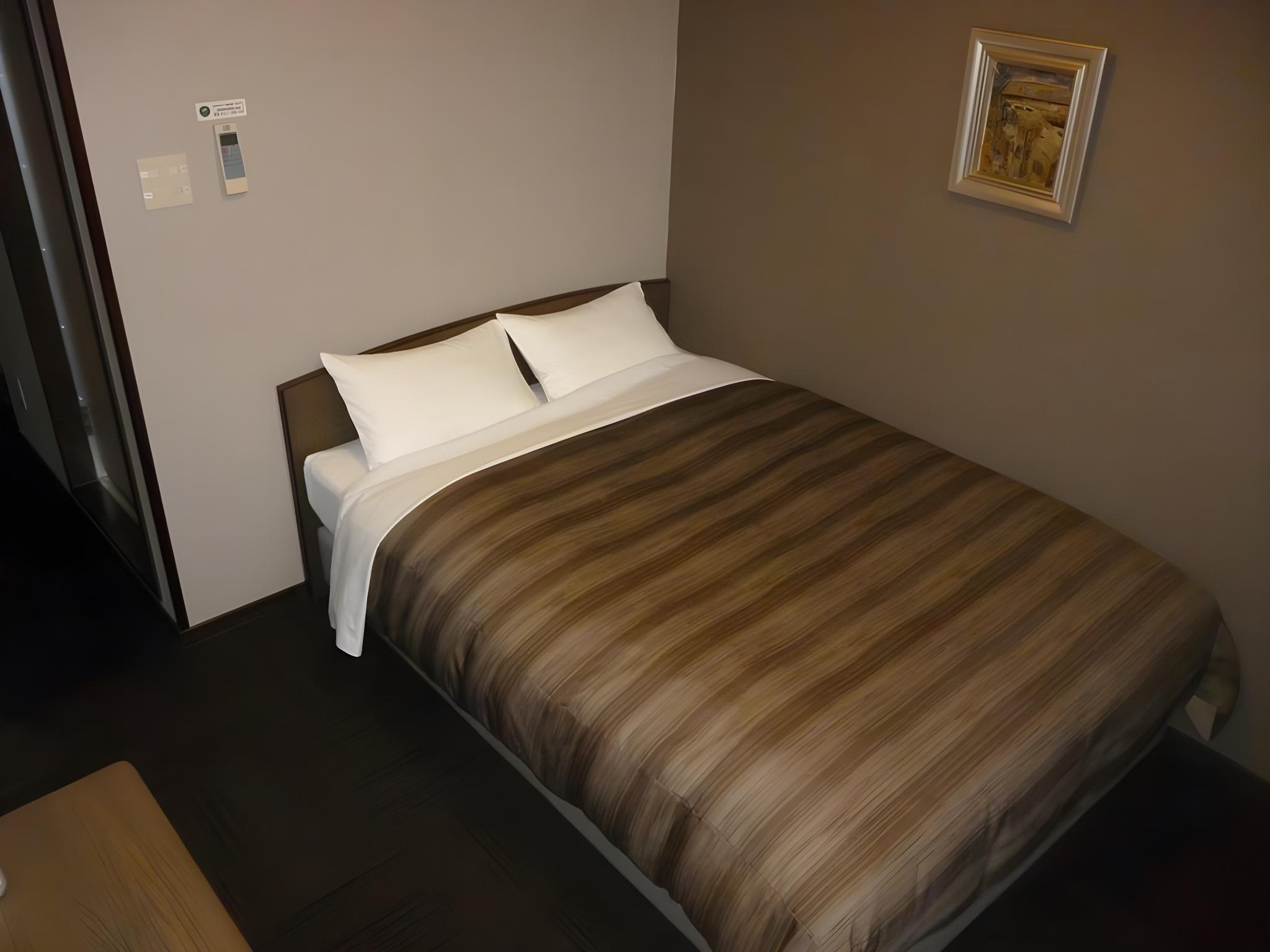Room, Double Bed, Main Building, Smoking