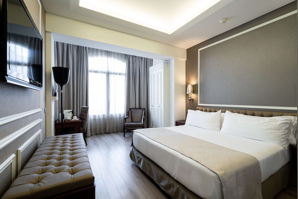 SUPERIOR, DOUBLE BED