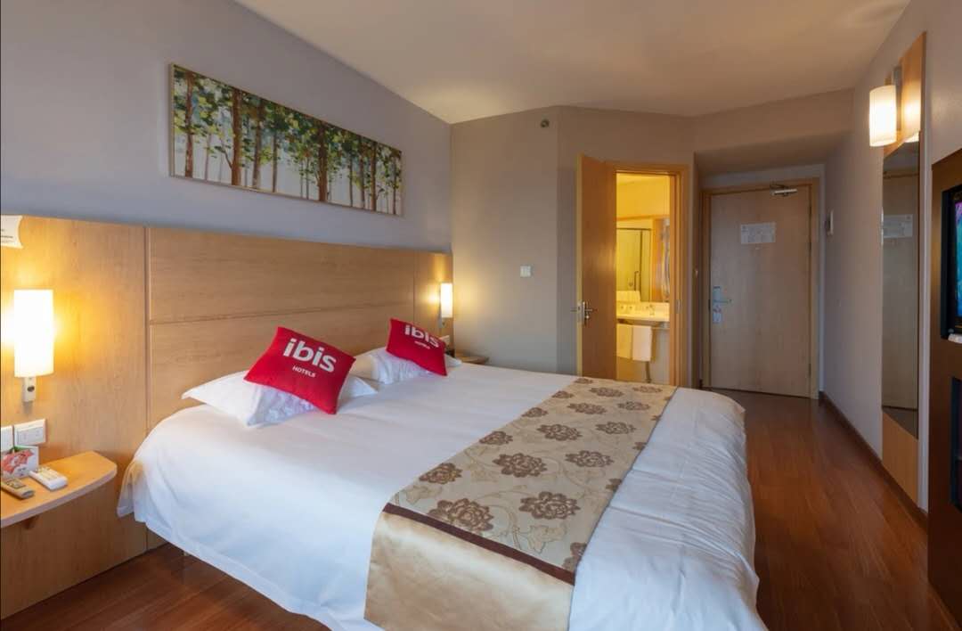 HOTEL IBIS HANGZHOU HUANGLONG SPORTS CENTER 10/14