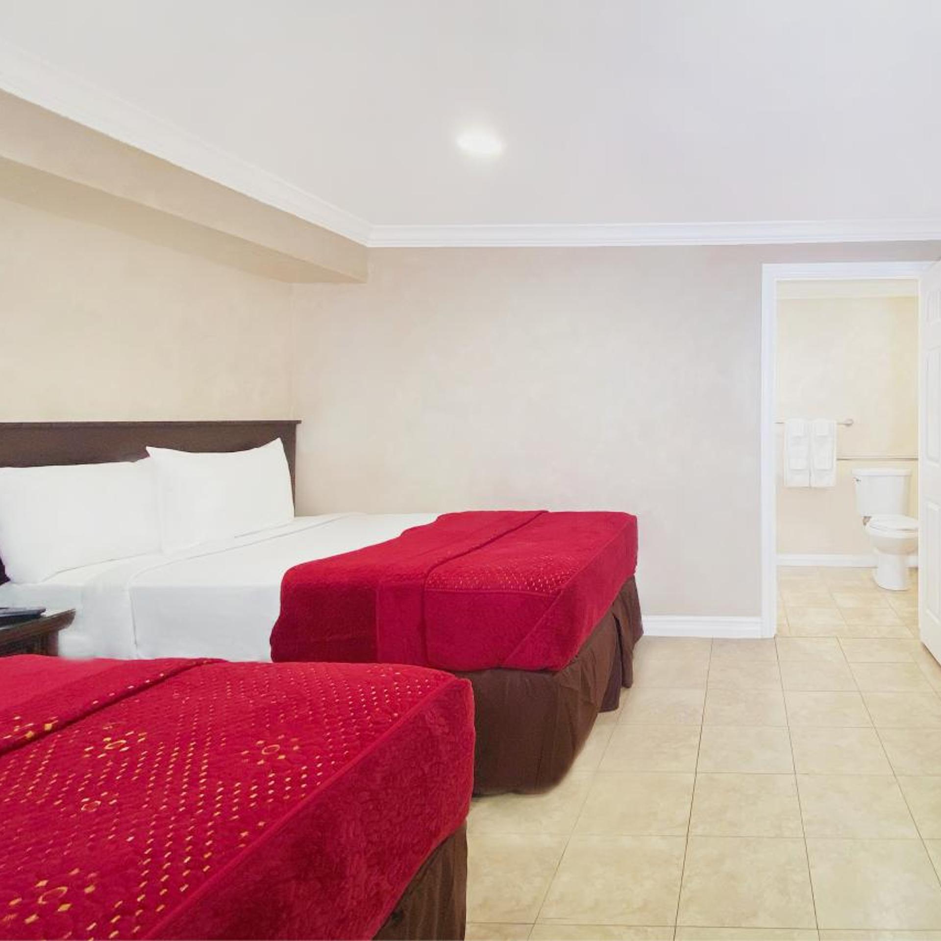غرفة بسريرين مزدوجين، Nite Inn 7/10