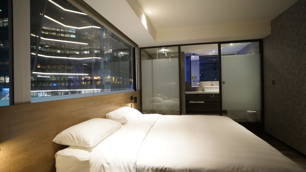 City Suites Taoyuan Station 18/50