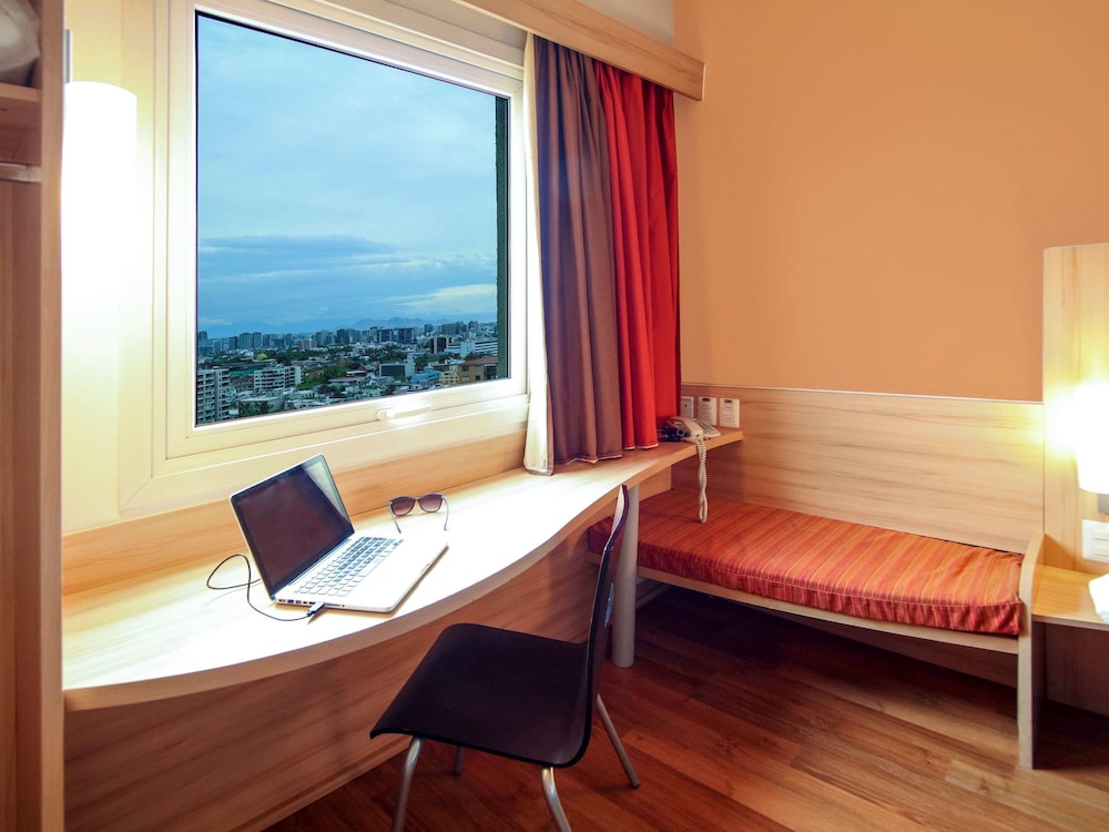 Hotel Ibis Santiago Providencia 41/50