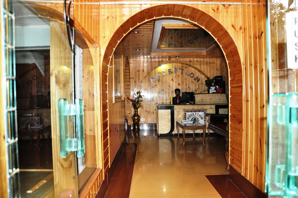 Hotel SADAF 7/45