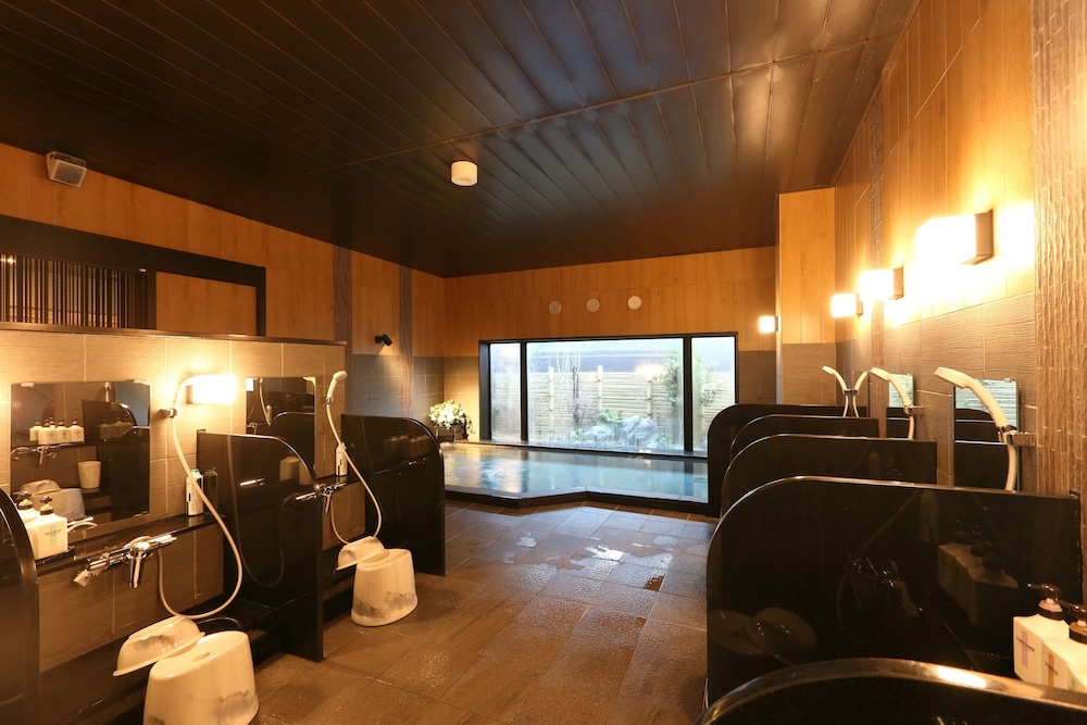 Hotel Route Inn Shinshiro 23/29