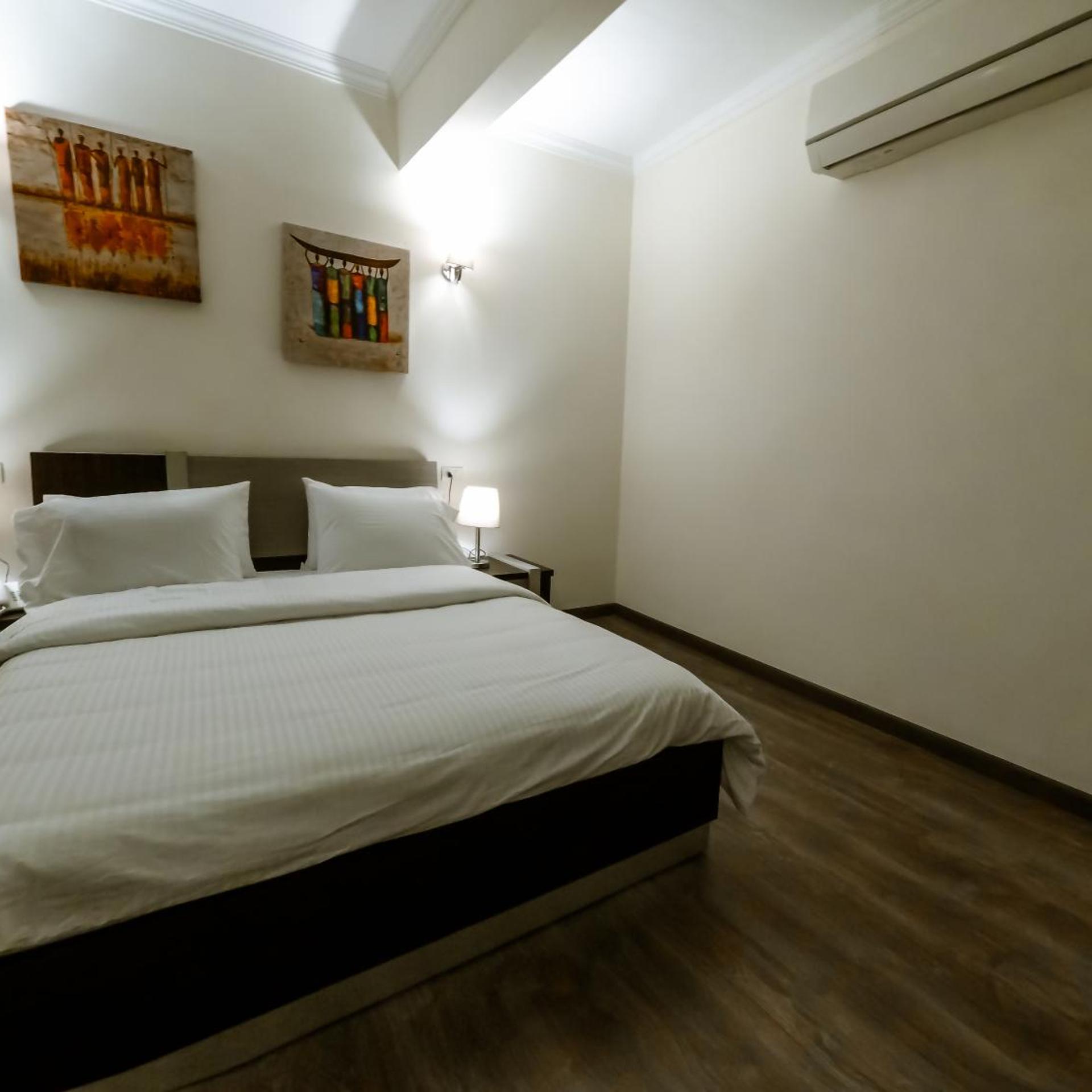 Deluxe, Double Bed, Pyramids View