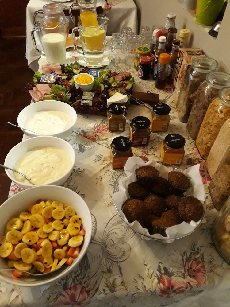 Harewood Lodge 24/49