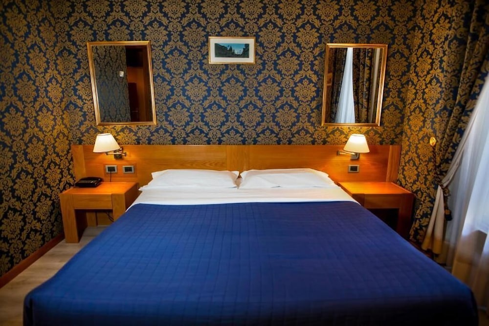 LH Hotel Andreotti 14/50