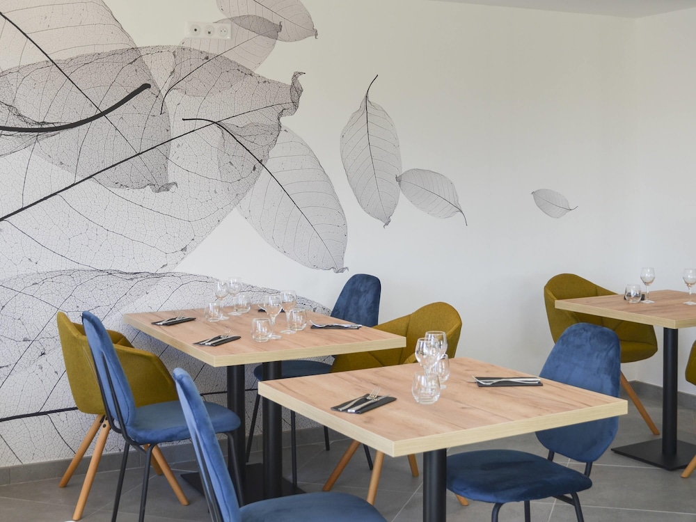 ibis Styles Fougeres 42/59