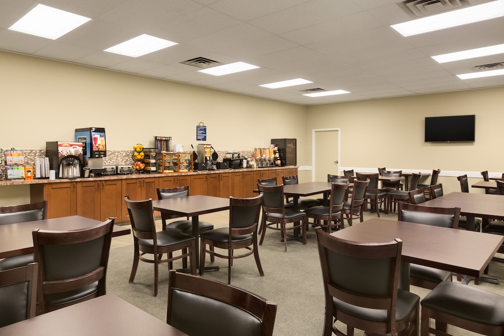 Days Inn by Wyndham Cranbrook Conference Centre 31/52
