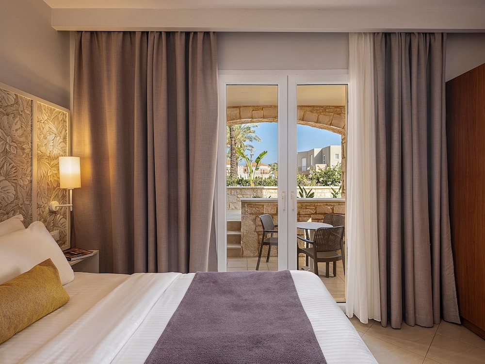 Atlantica Caldera Beach Hotel 21/65
