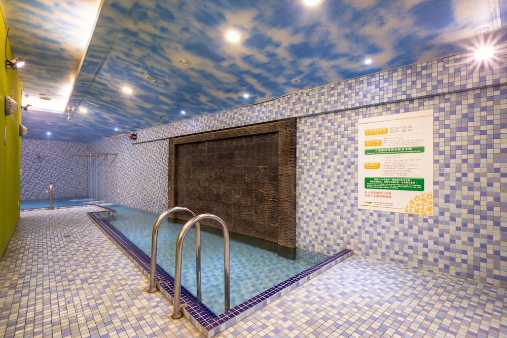 Formosan Naruwan Garden Hotel 8/44