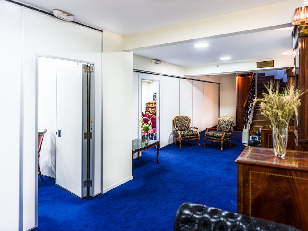 Melia Recoleta Plaza 42/73