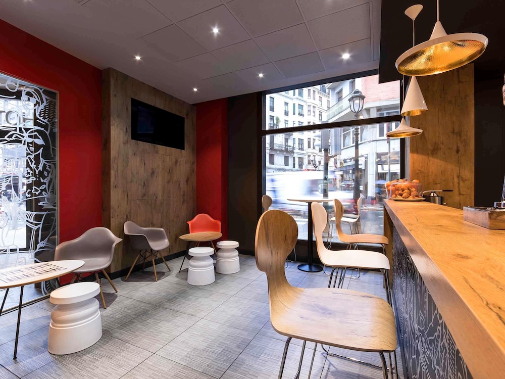 Ibis Bilbao Centro Hotel 48/72