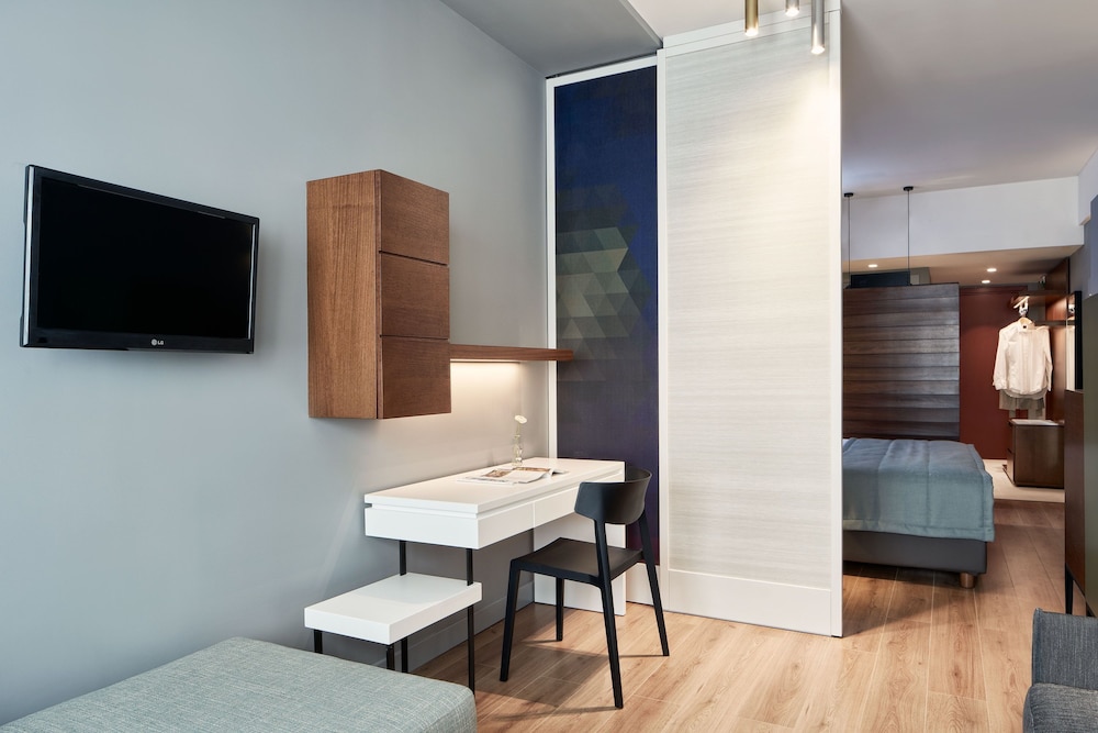 Achilleas Hotel 39/45