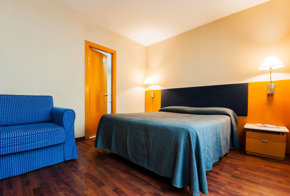 Hotel Villacarlos 6/30