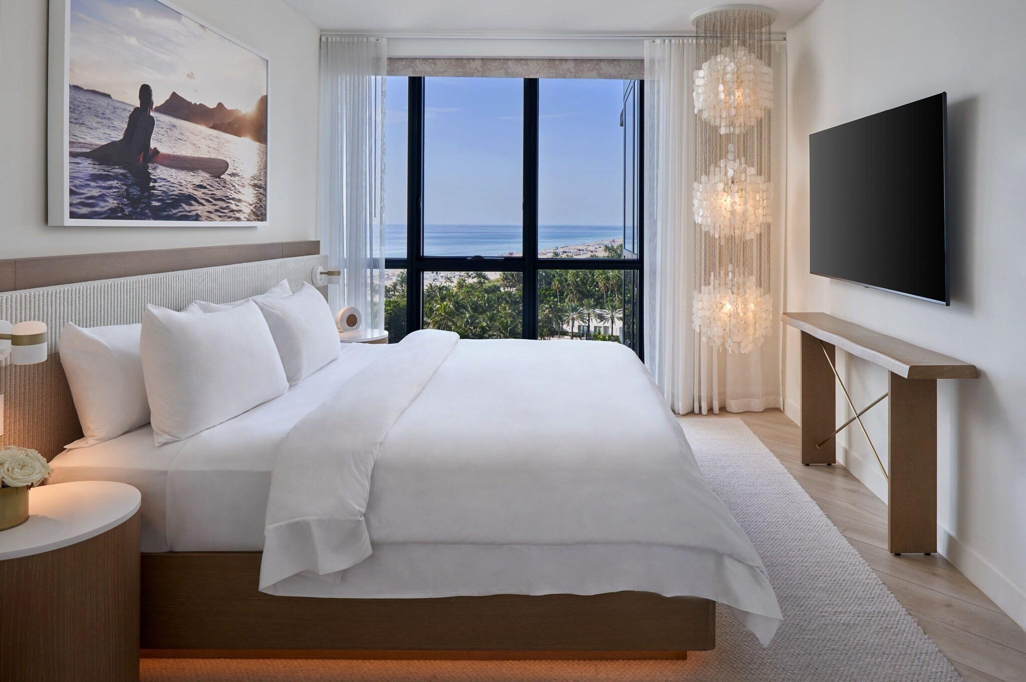 Junior Suite, King Bed, Ocean View