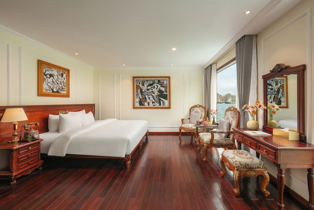 Emperor Cruise Ha Long 17/50