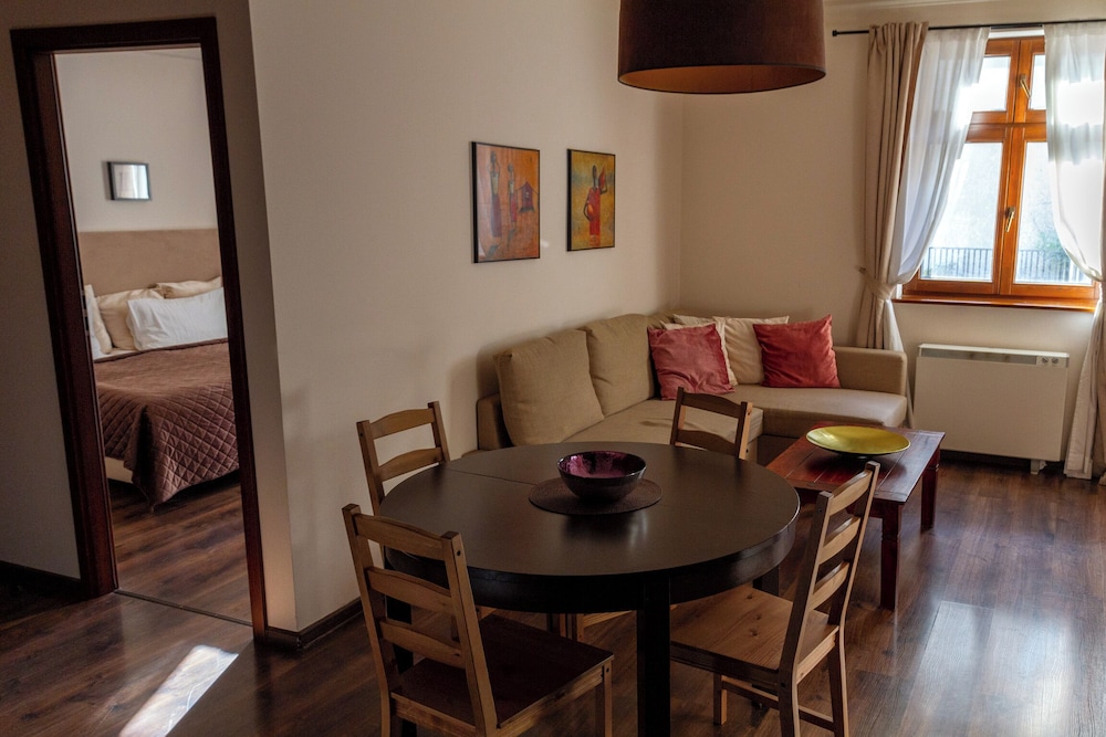 Lounge Apartments 34/50