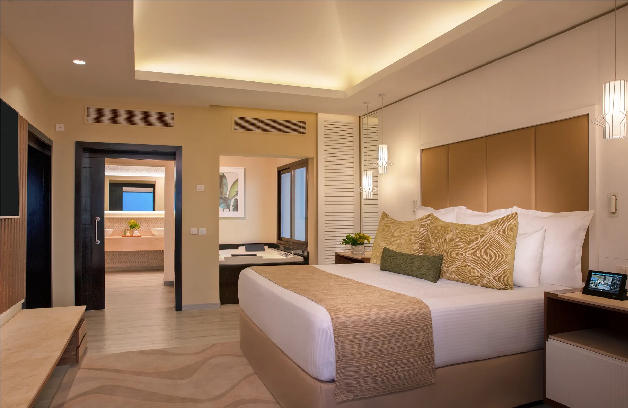 Preferred Club, Master, Suite, Ocean Front