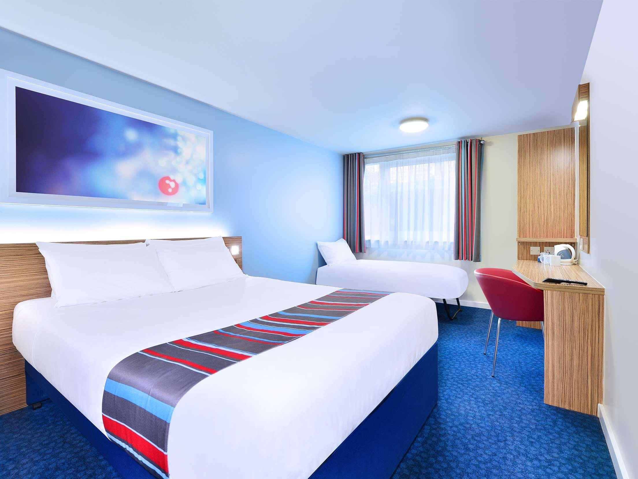 Travelodge Torquay 11/25