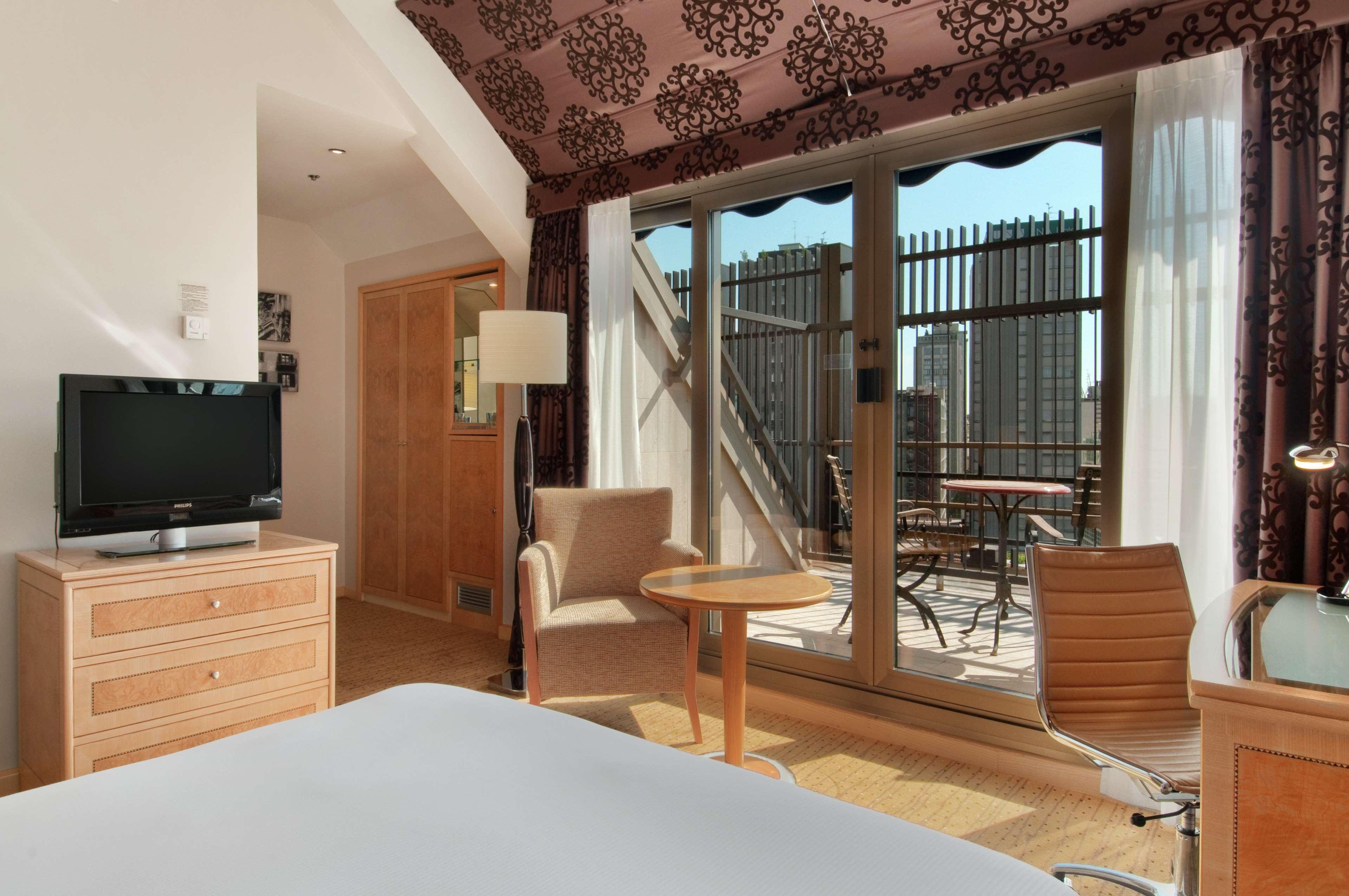 غرفة تنفيذية مفردة بسرير كوين، Hilton Milan Hotel 8/10