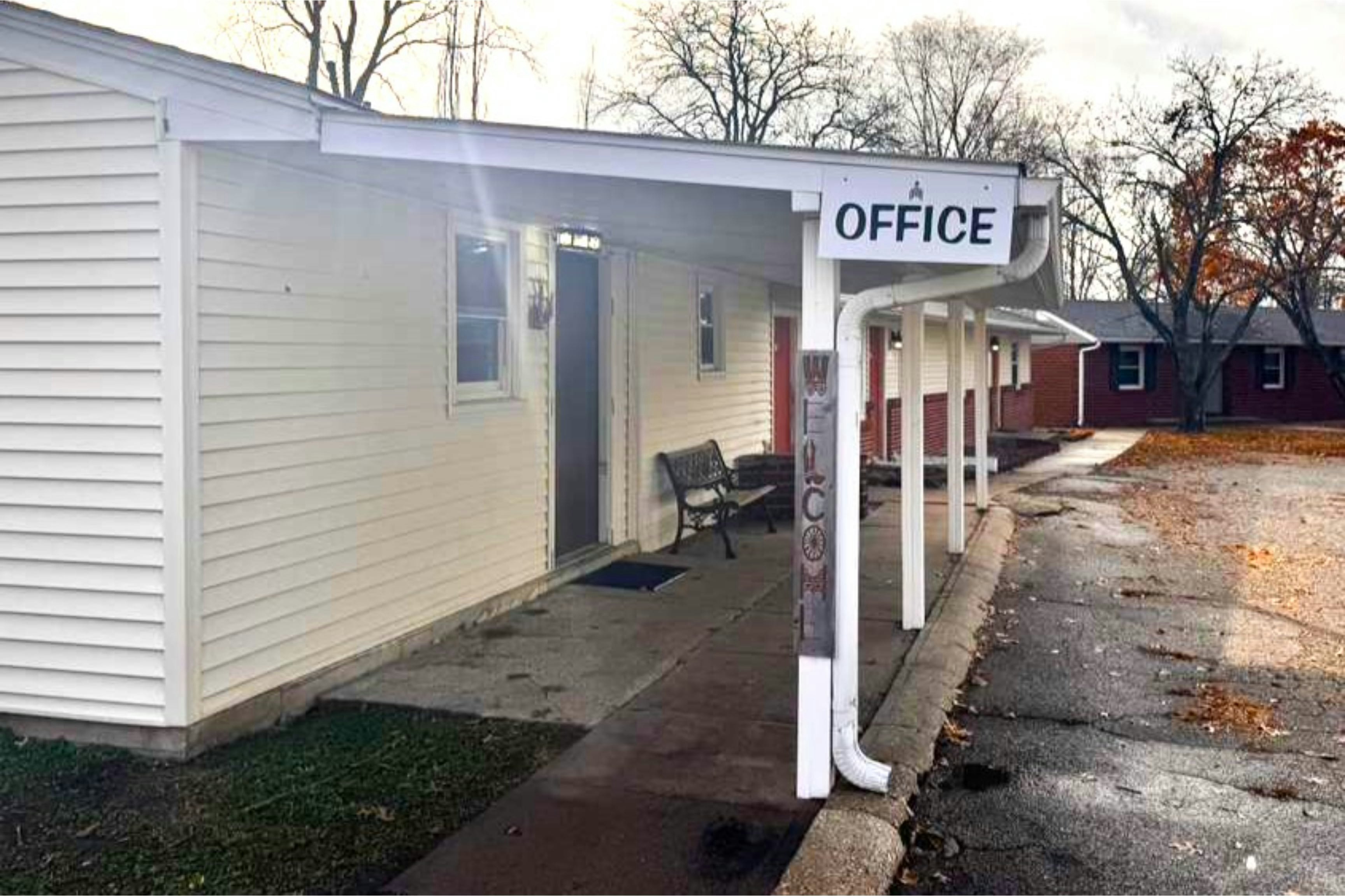 Skylark Motel by OYO in BEDFORD - IA