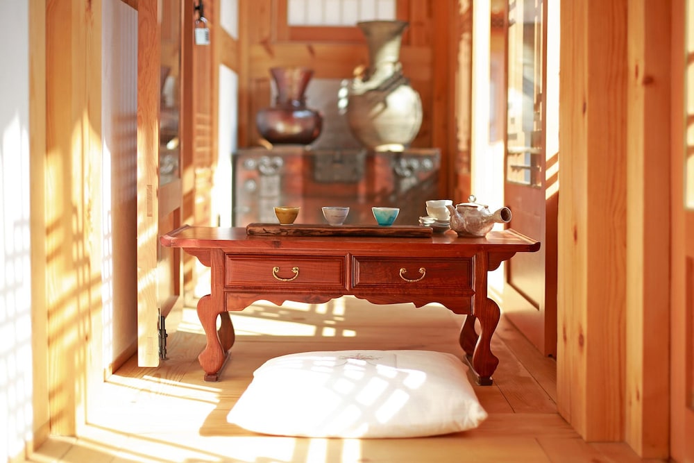Wiyeonjae Hanok Stay 9/49