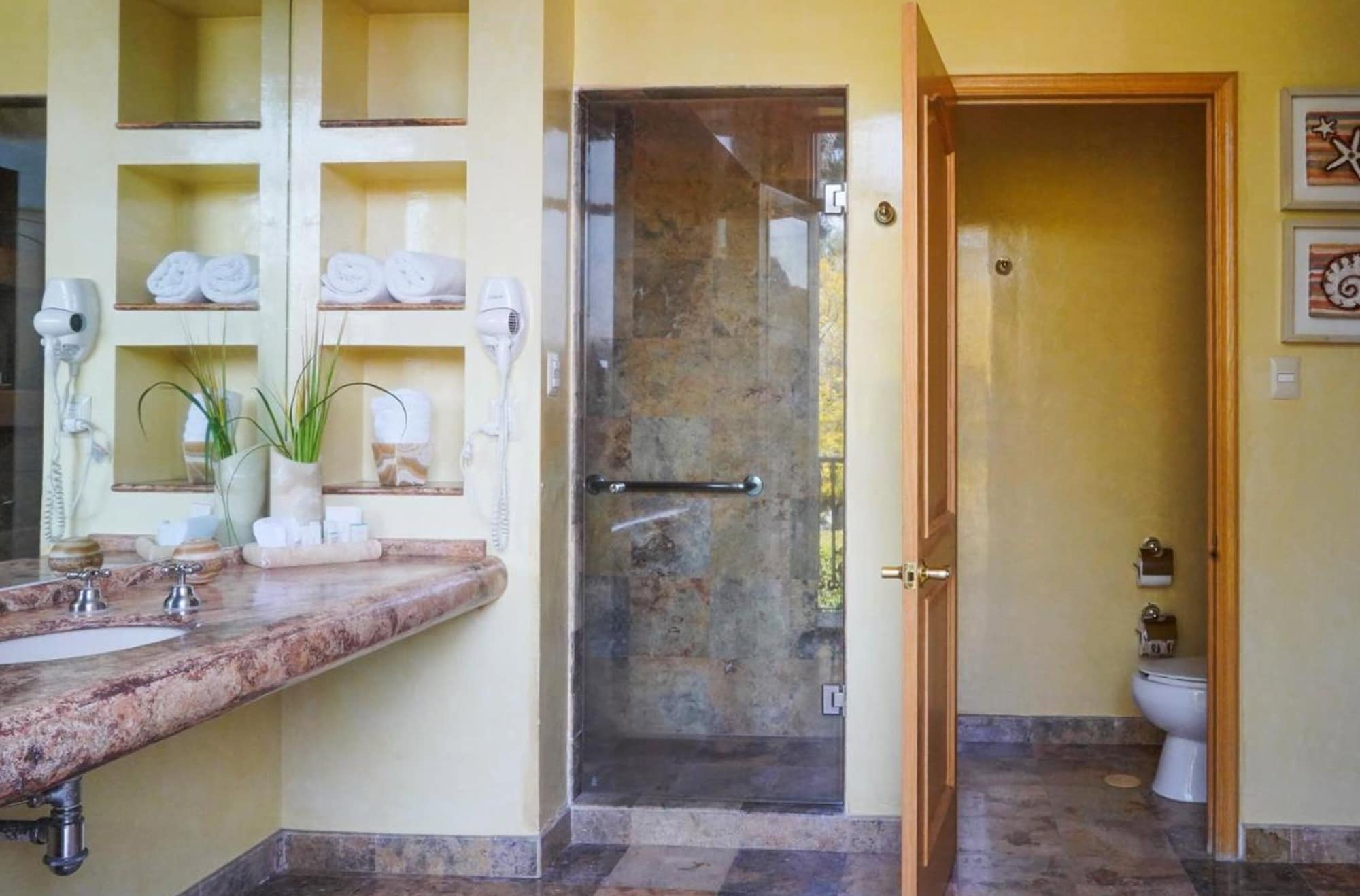 جناح تنفيذي بسريرين كوين، Gran Hotel de Queretaro 7/8