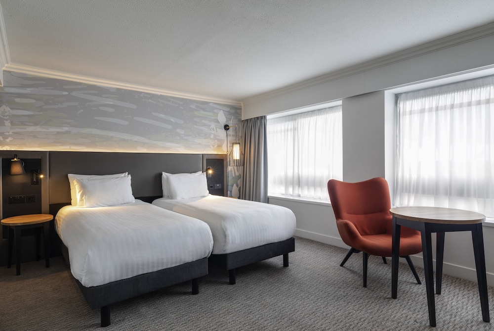 Mercure Bedford Centre Hotel 17/50