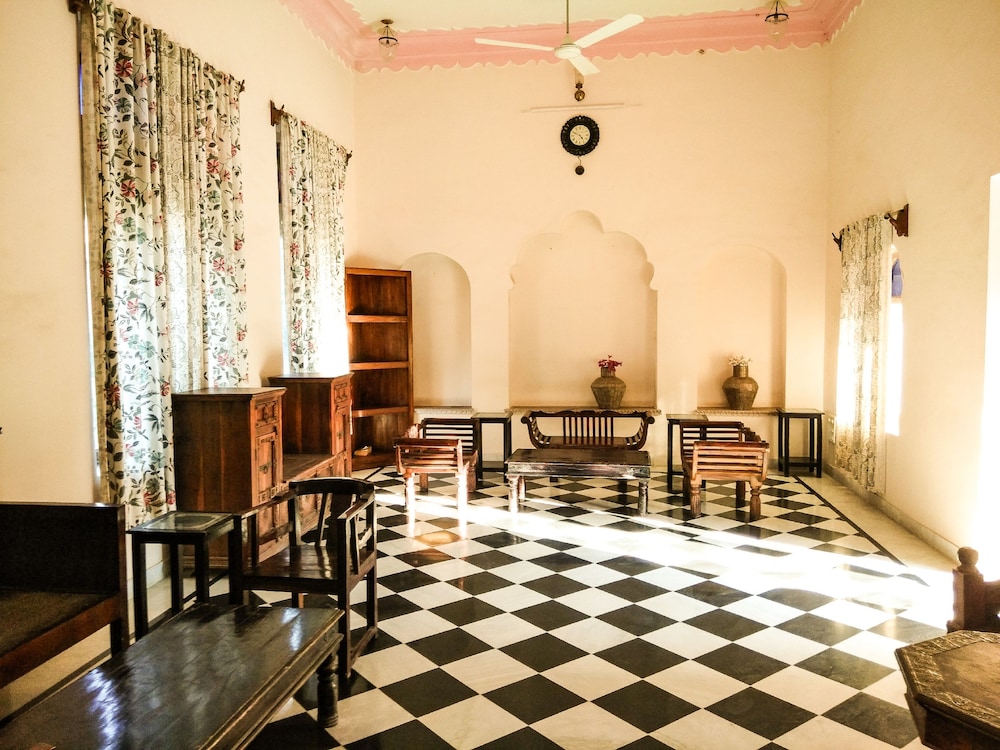 The Pushkar Bagh 10/27