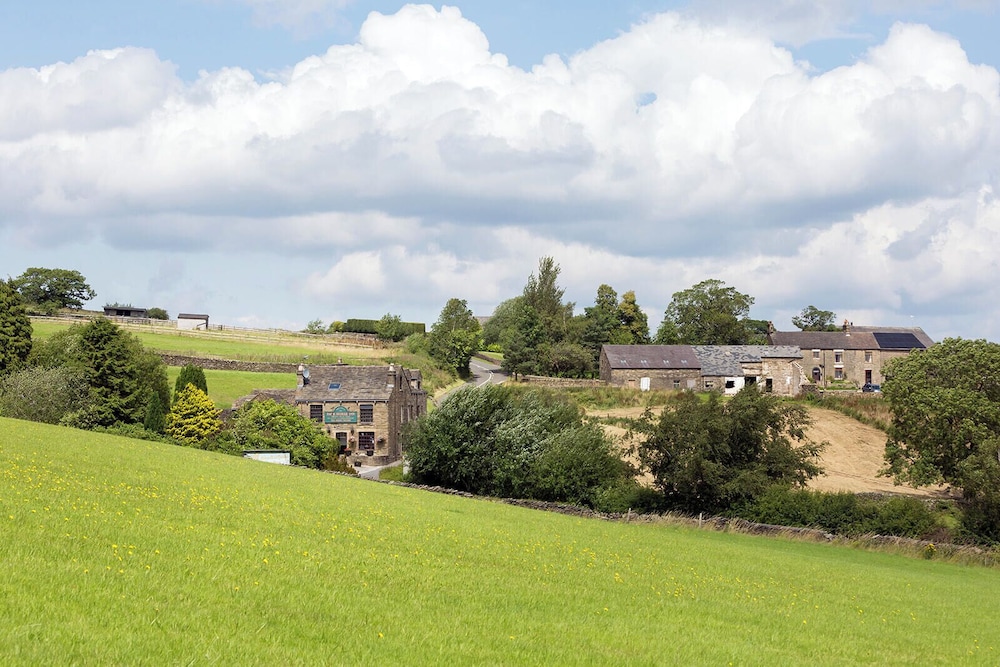 Pack Horse Inn 41/46