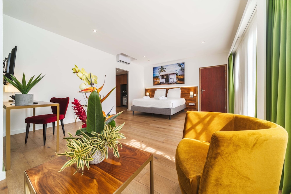 Hotel Mercure Creolia Saint Denis La Reunion 40/60