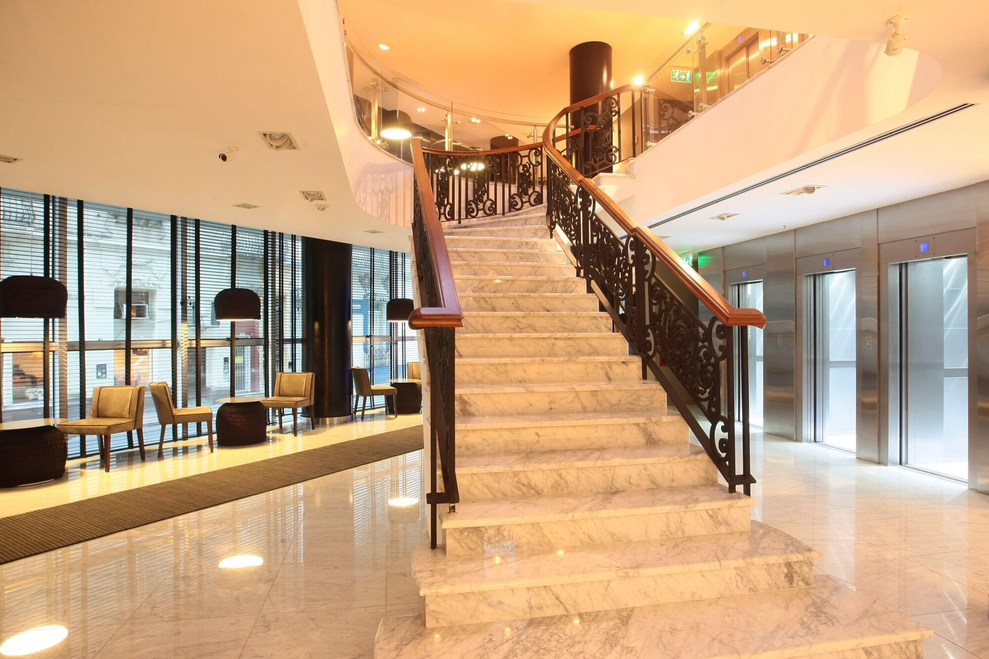 Yrigoyen 111 Hotel 9/53