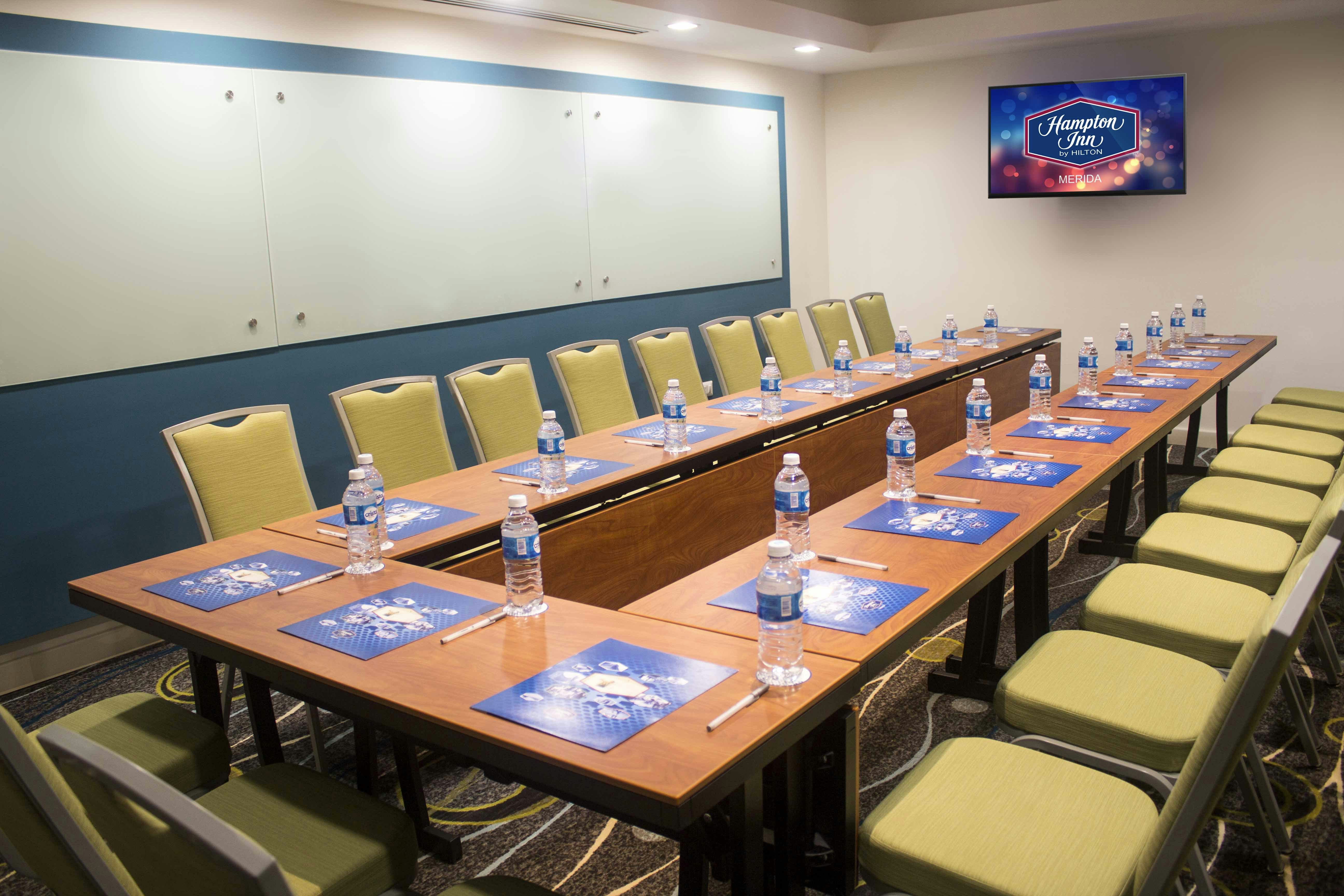 Hampton Inn by Hilton Merida 36/40