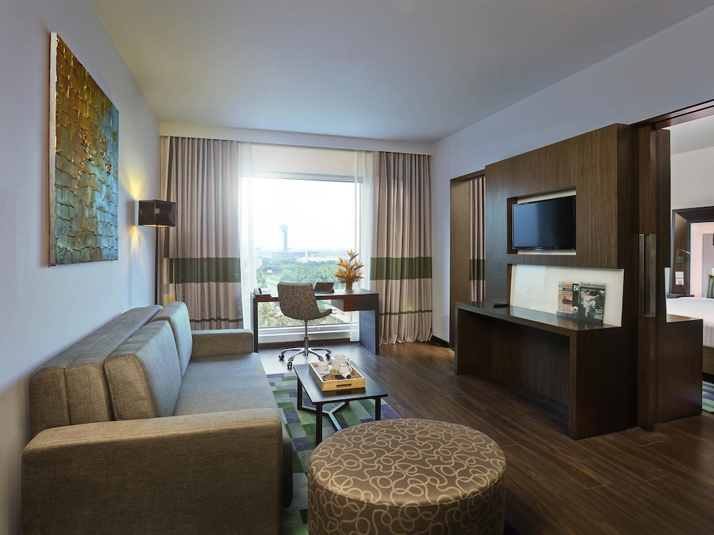 Novotel Chennai Sipcot 52/75