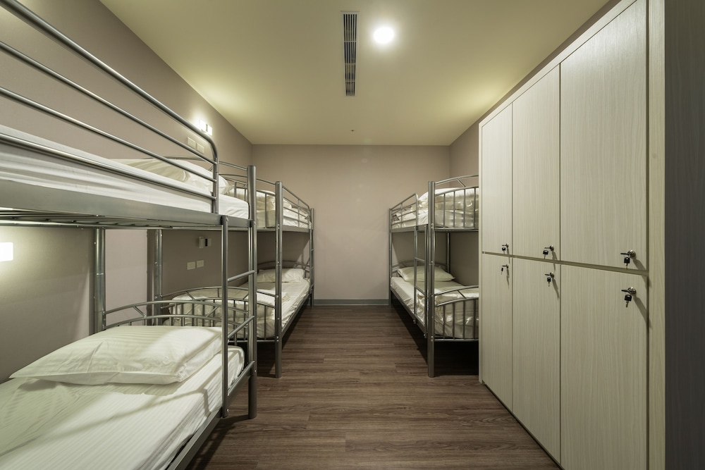 Skyone Hotel 34/72