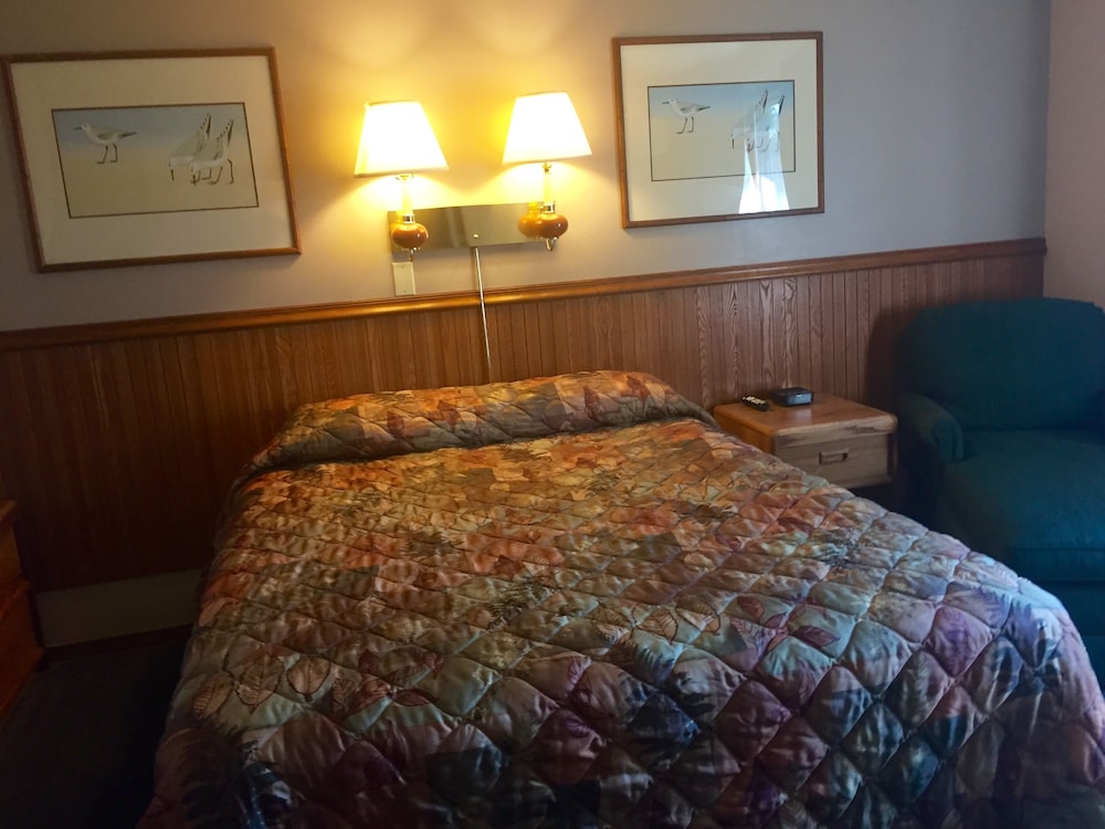 The Travelers Inn 14/21