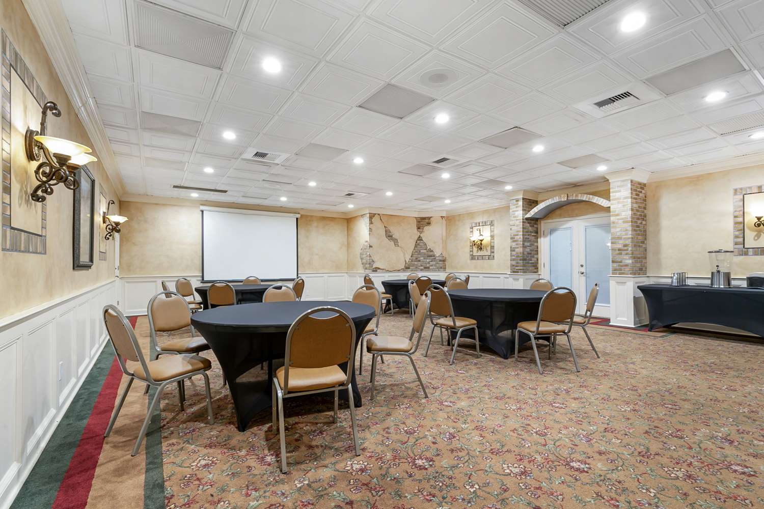BEST WESTERN PLUS WESTBANK 47/50