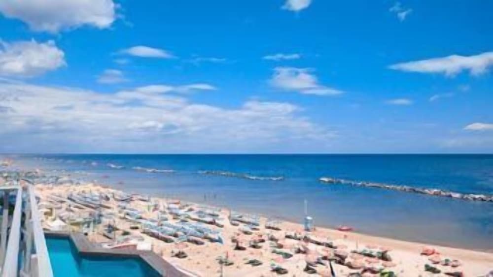 Hotel Levante 36/45