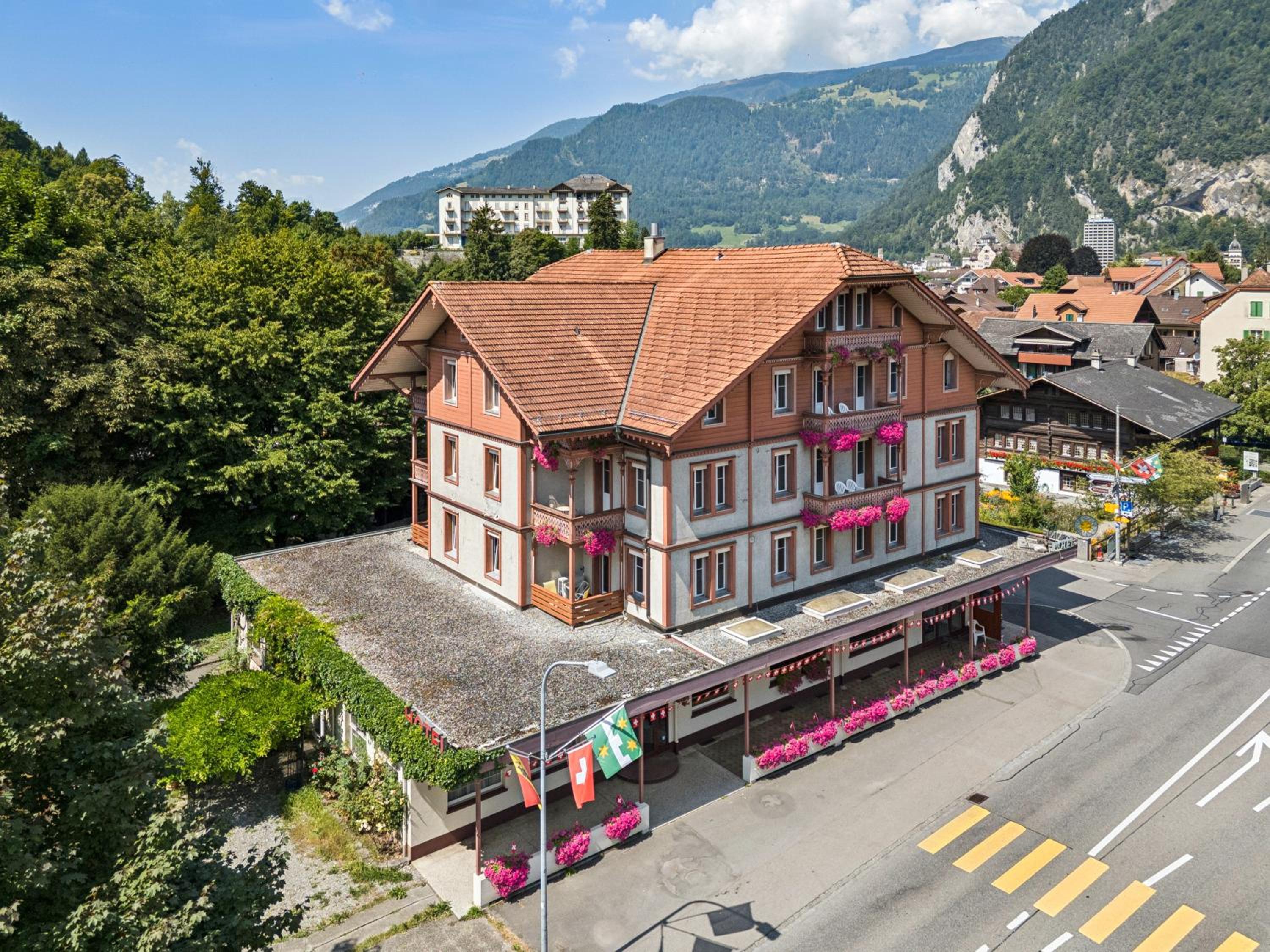 SONNE HOTEL 2/25