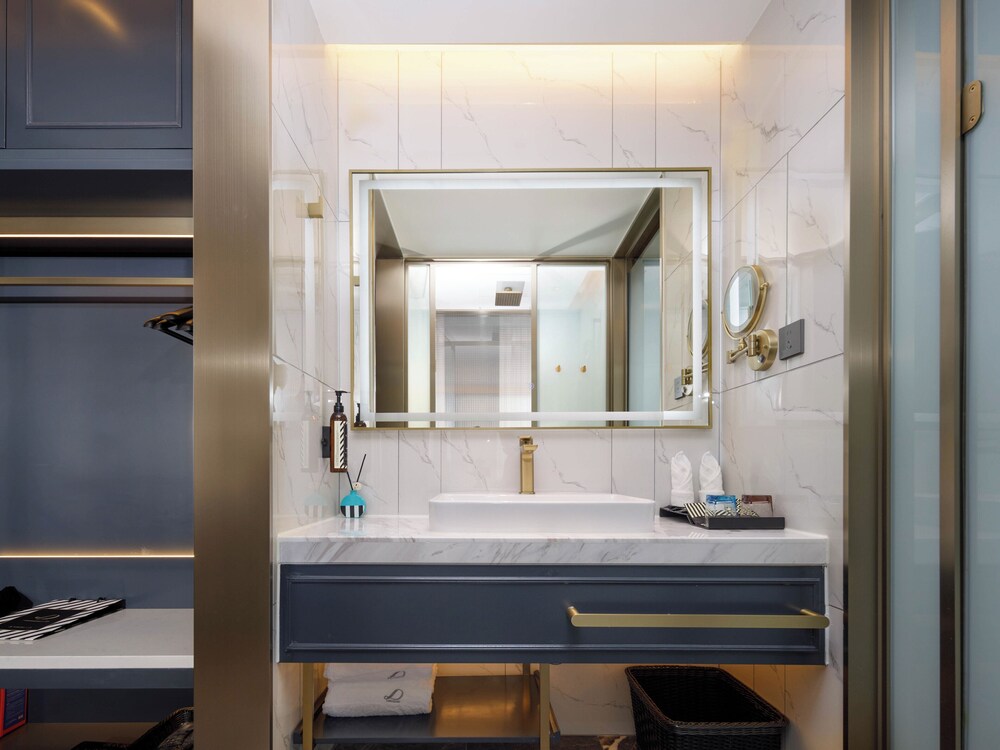Pazhou XANA Deluxe International Hotel 33/37