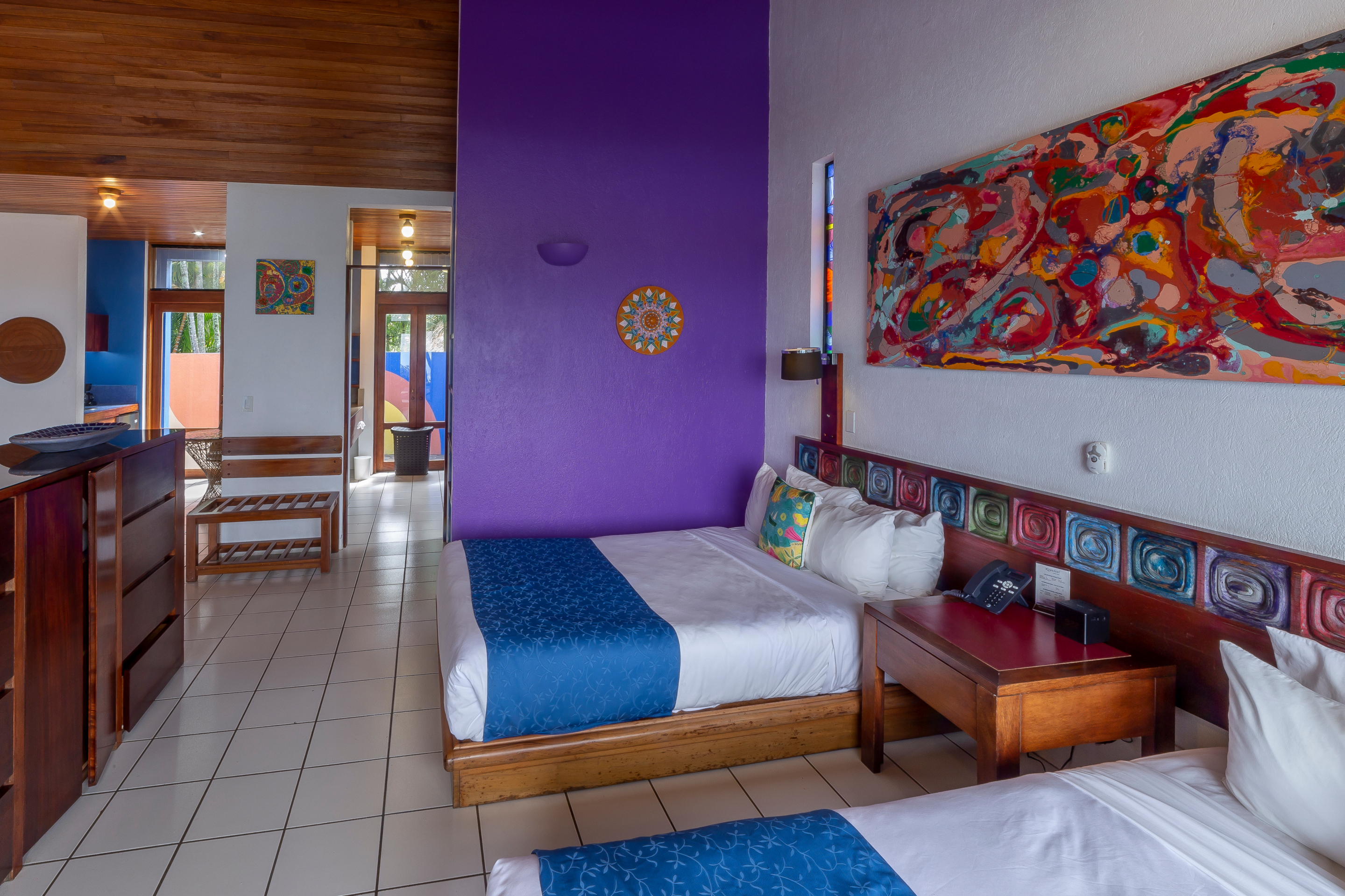 Ultra, 2 Double Beds