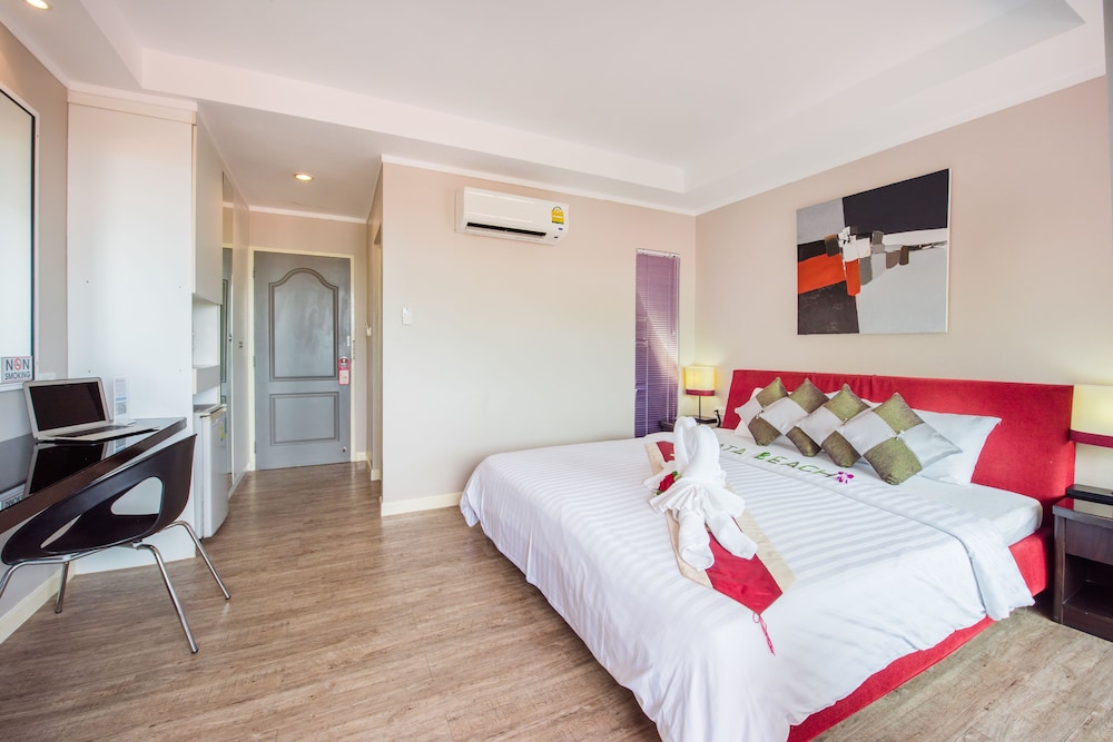 Kata Beach Studio Service Apartment 16/50