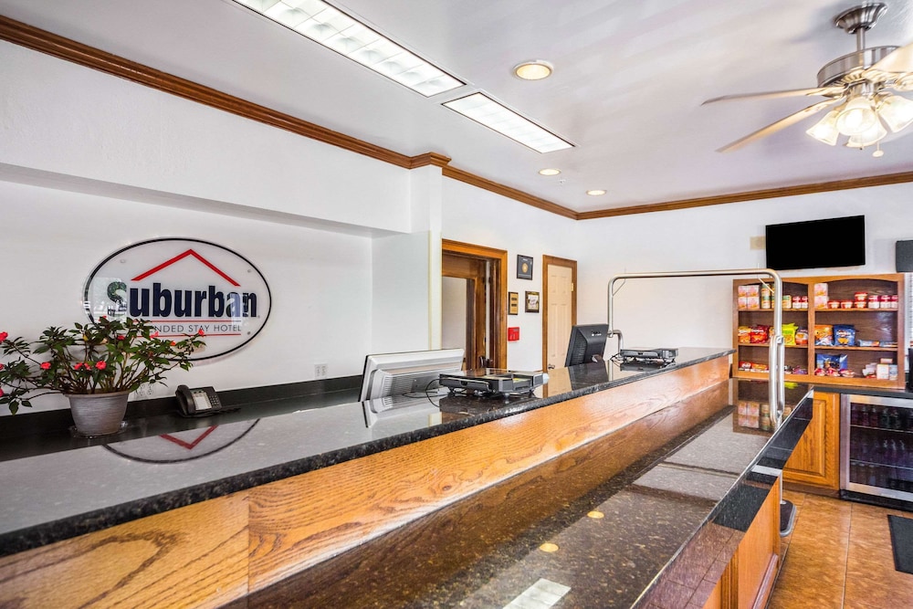 Suburban Studios Biloxi North Area 9/45