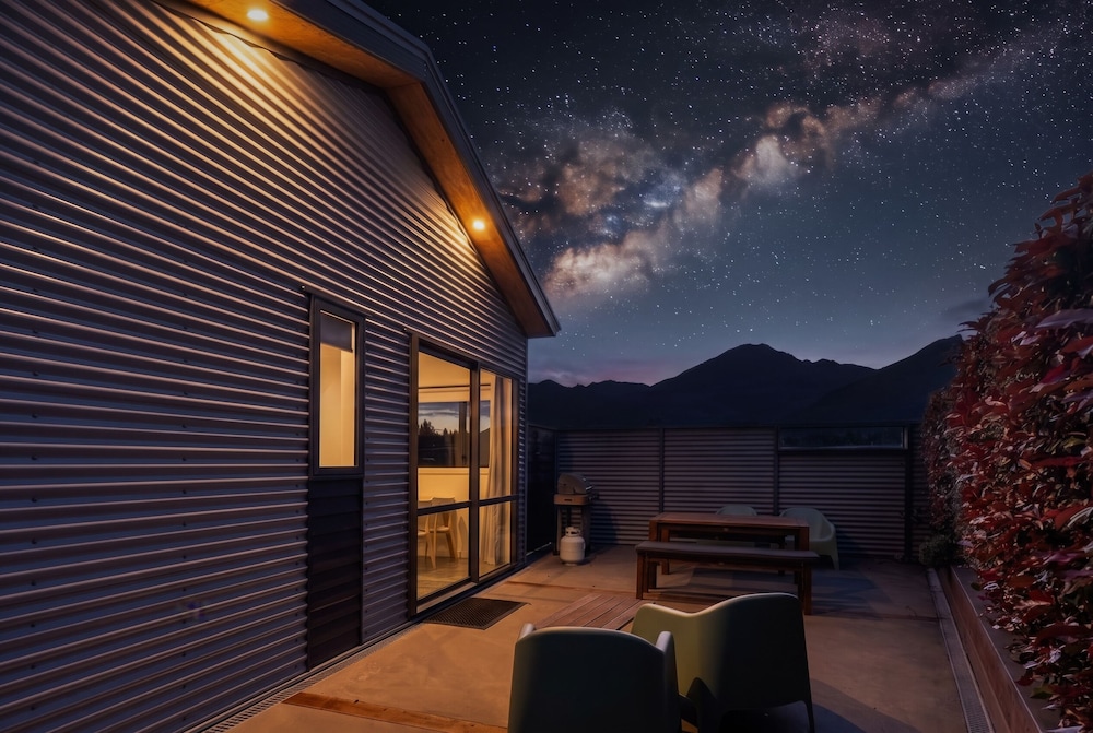 Twizel Cottages 19/49